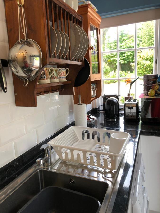 Ferienwohnung Little Treasure With Up To 25 Percent Off Ferry Shanklin Exterior foto